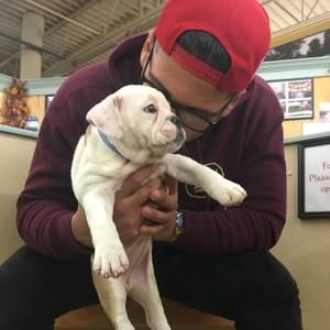 Meet your Posher, Javier